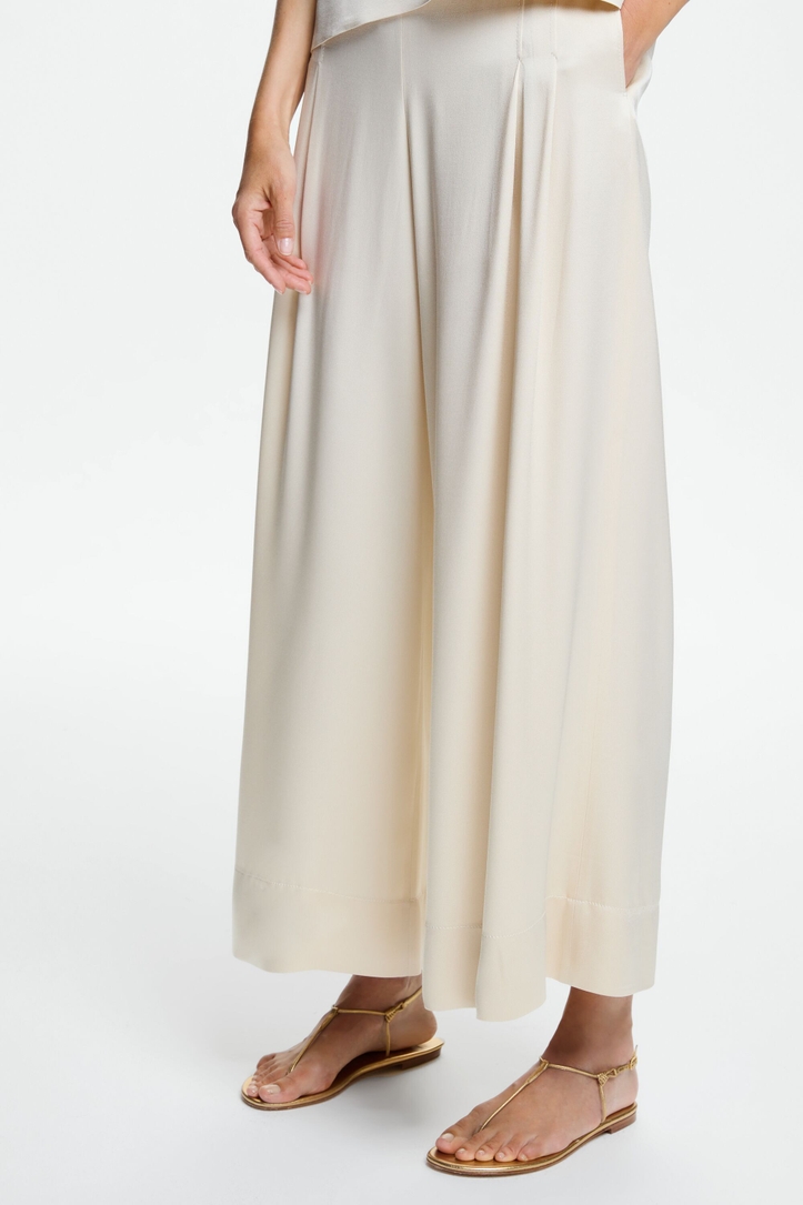 Satin palazzo pants with pleats