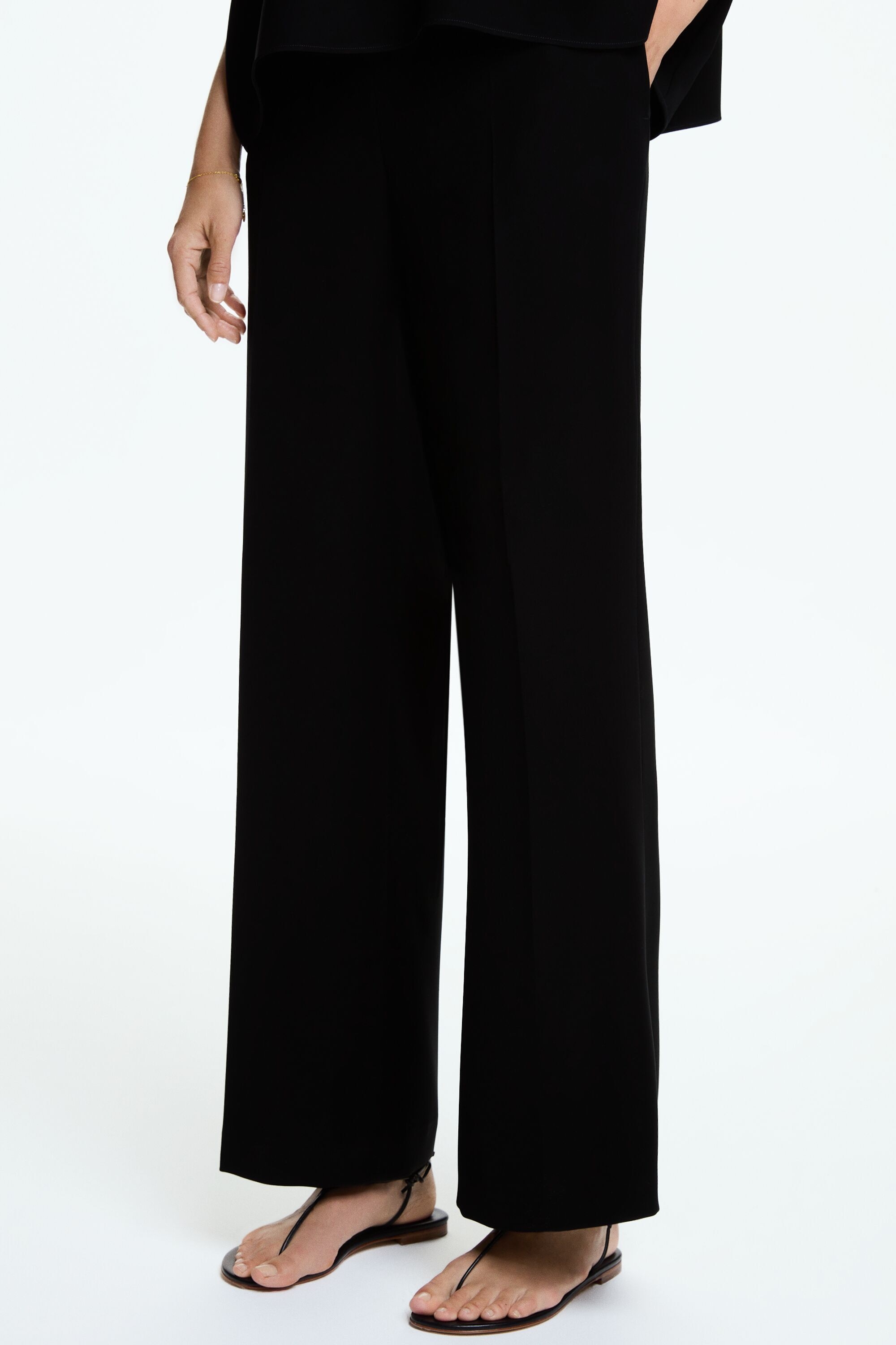 Jewel button-detailed crepe and silk pants